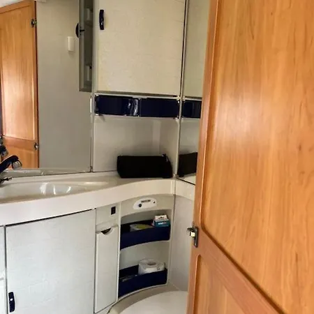 Appartement Schlaflodge Wohnwagen In Idyllischer Ahrenshagen-Daskow