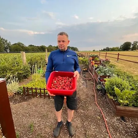 Schlaflodge Wohnwagen In Idyllischer Daire *