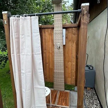 Appartement Schlaflodge Wohnwagen In Idyllischer Ahrenshagen-Daskow