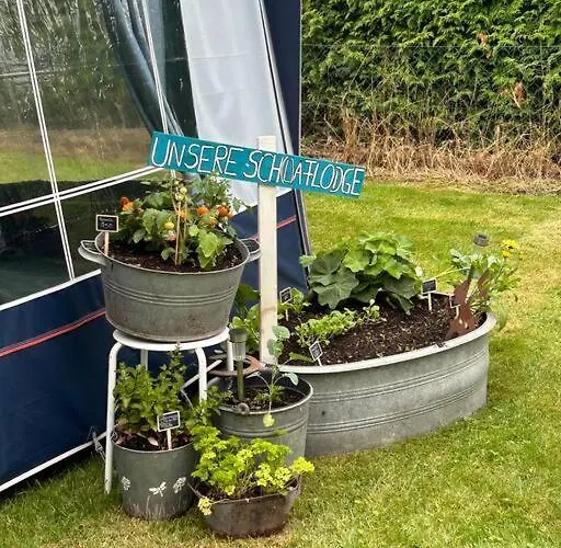 Schlaflodge Wohnwagen In Idyllischer *